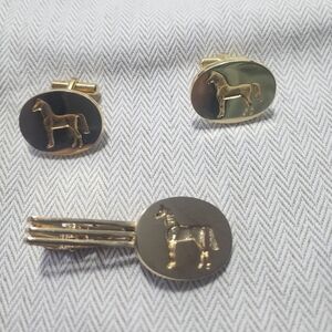 White horse cufflinks set vintage Gold Plated